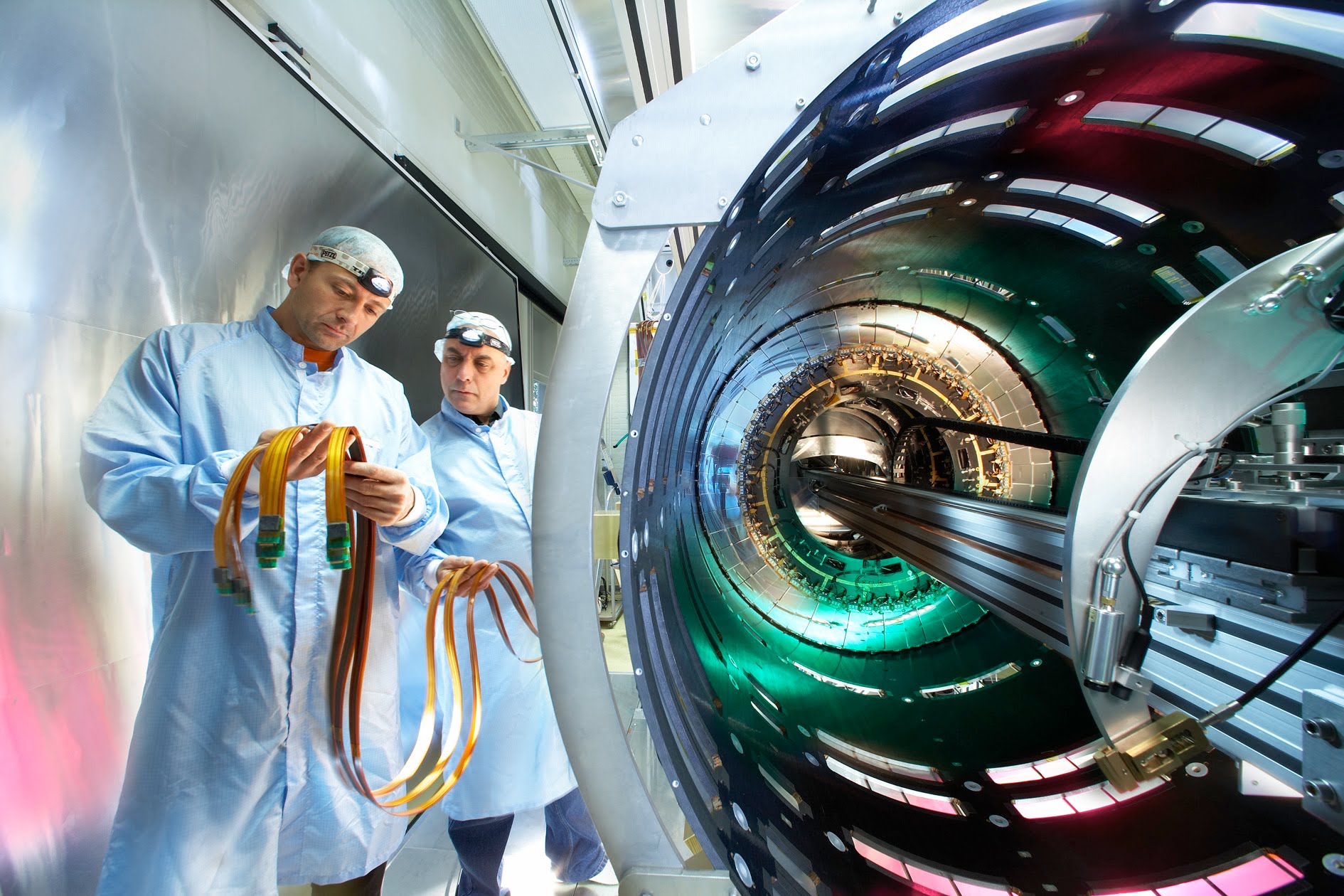 Este nuevo descubrimiento del CERN podría «acabar» con toda la ciencia conocida