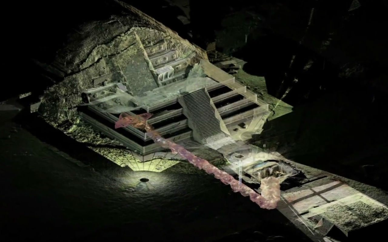 Descubren túnel «del inframundo» bajo la pirámide de la Luna en Teotihuacán