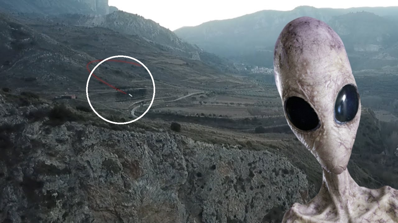 Visitan una “base extraterrestre” en España y graban dos OVNIs (Video)