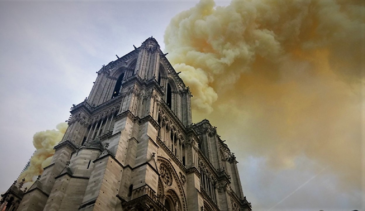 Tragedia en París: arde Notre-Dame (En Directo)