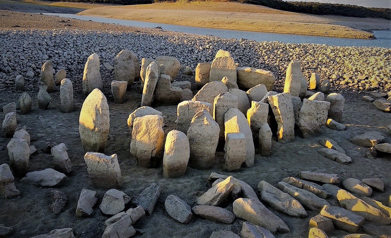 Emerge un «Stonehenge» de 4.000 años de antigüedad en España (Video)