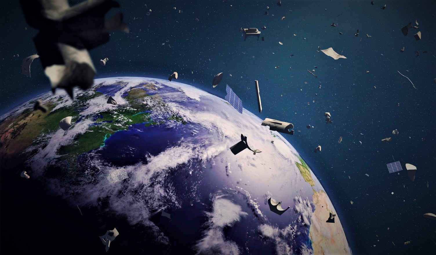 La primera misión para limpiar basura espacial ya tiene fecha (Video)