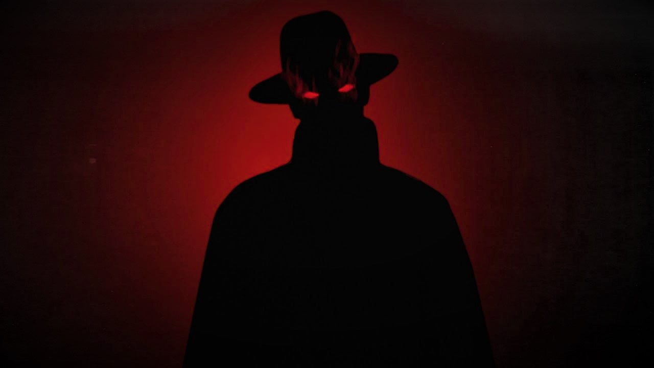 Reportan extraños avistamientos del «hombre del sombrero negro» (video)
