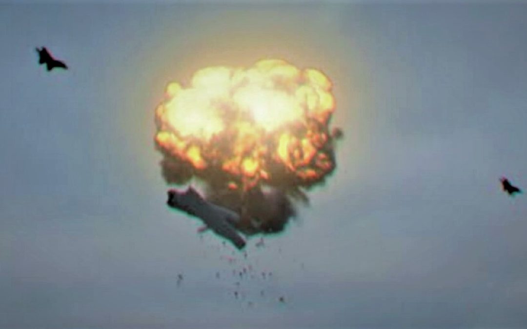 Lanzan misiles a «4 OVNIs» que sobrevolaban Afganistán (Video)