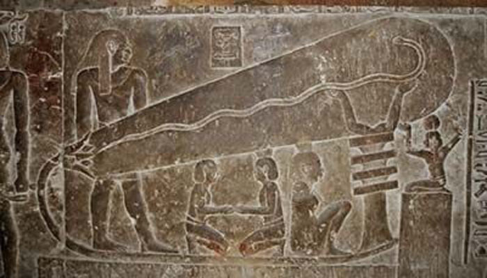 Escalera del templo Hathor ¿Prueba de una guerra nuclear en la antigüedad?