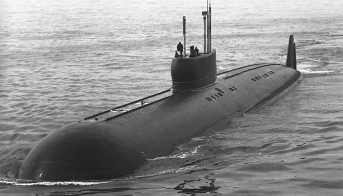 OSNIs y submarinos soviéticos: encuentros narrados en archivos desclasificados rusos